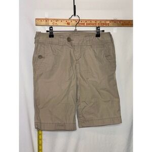 American Eagle Khaki Bermuda Shorts Womens 2 Tan Cotton Twill Flat Front 10in